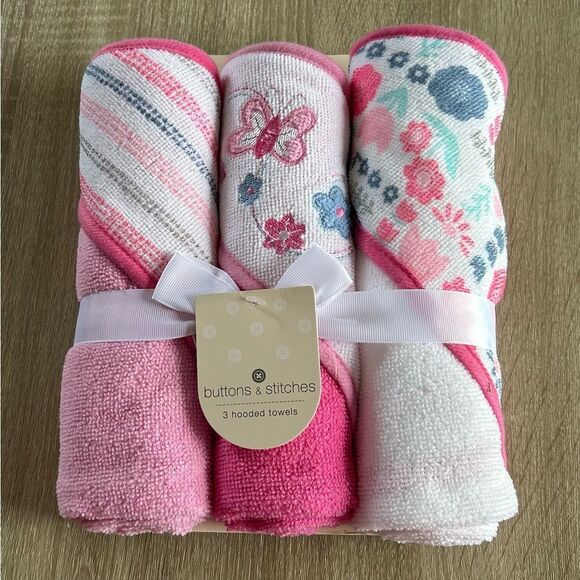 NWT … BUTTONS & STITCHES “Set Of 3” Hooded Towels Set - Picture 1 of 2